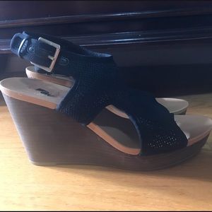 Dr. Scholl’s wedges